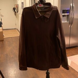 MEN’S POLO BY RALPH LAUREN. LIGHTLY WORN RICH BROWN LEATHER JACKET